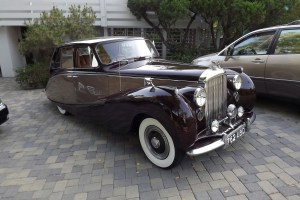 Guests arrive in style