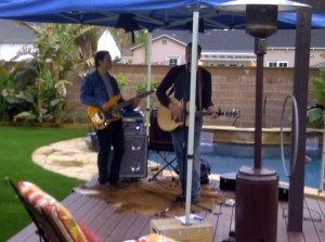 Two piece band in Valley Glen