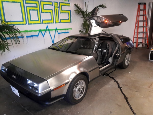 Santa Monica Showcase and Mountain View Retreat&nbsp;Wedding